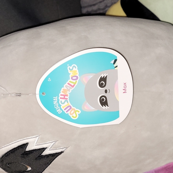 Squishmallow Raccoon Max 16 inches - Picture 2 of 6
